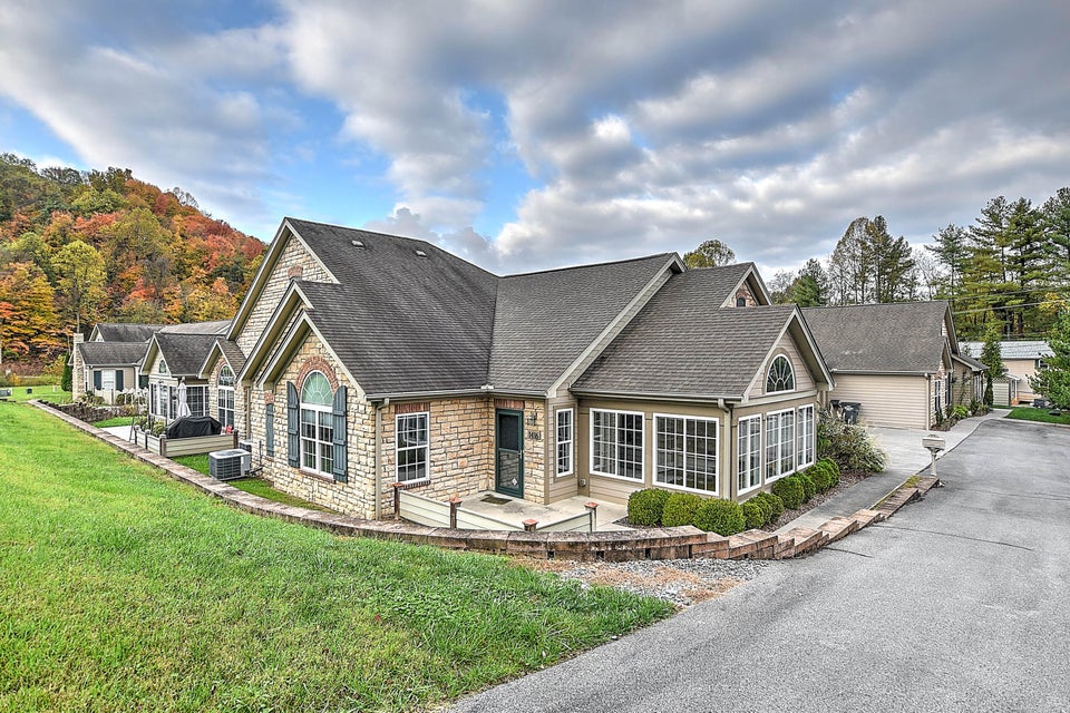 Photo #33: 1416 Fountain Lane