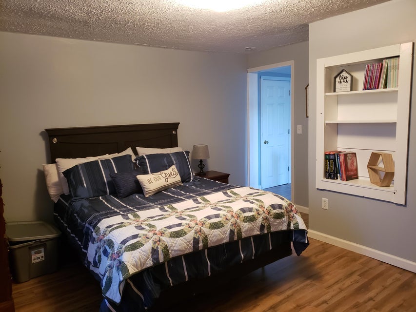 Photo #8: 598 Norfolk Street