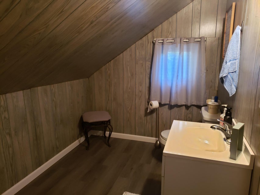 Photo #9: 598 Norfolk Street