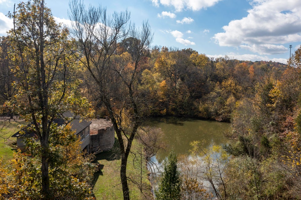 Photo #5: 320 Southwood Drive