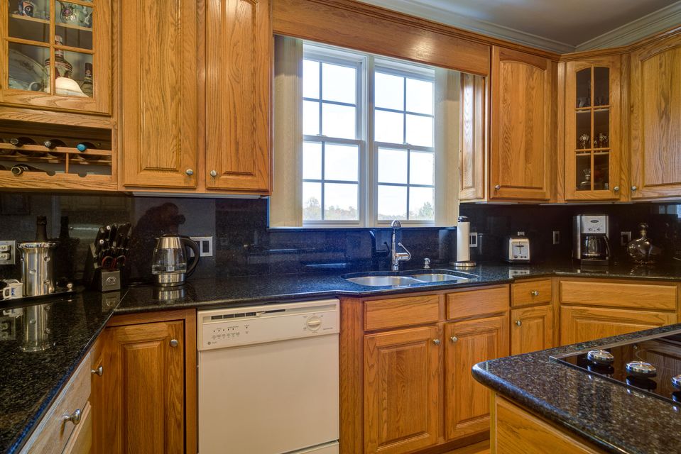 Photo #32: 320 Southwood Drive