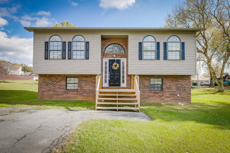 Photo #3: 550 Oak Grove Road