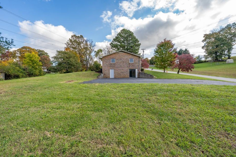 Photo #16: 110 Winchester Drive