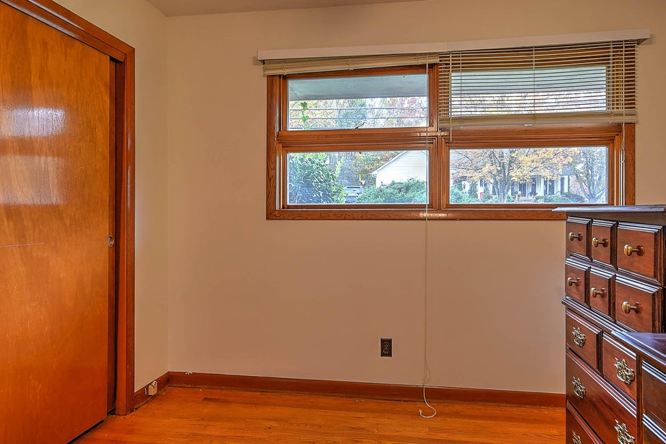 Photo #8: 4728 Edens View Road
