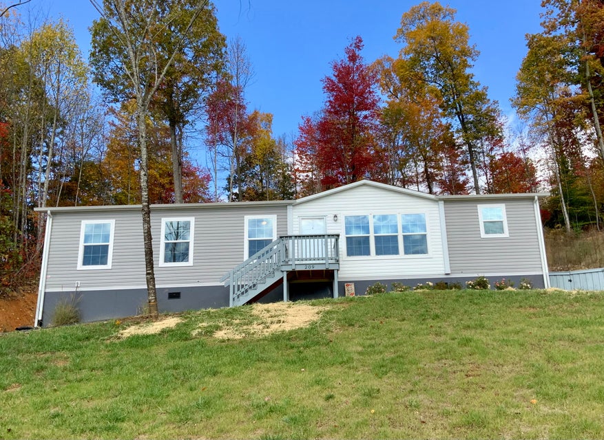 Photo #41: 209 Woods Edge Dr