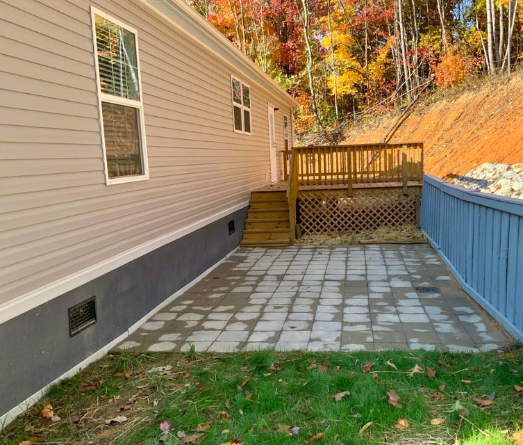 Photo #47: 209 Woods Edge Dr