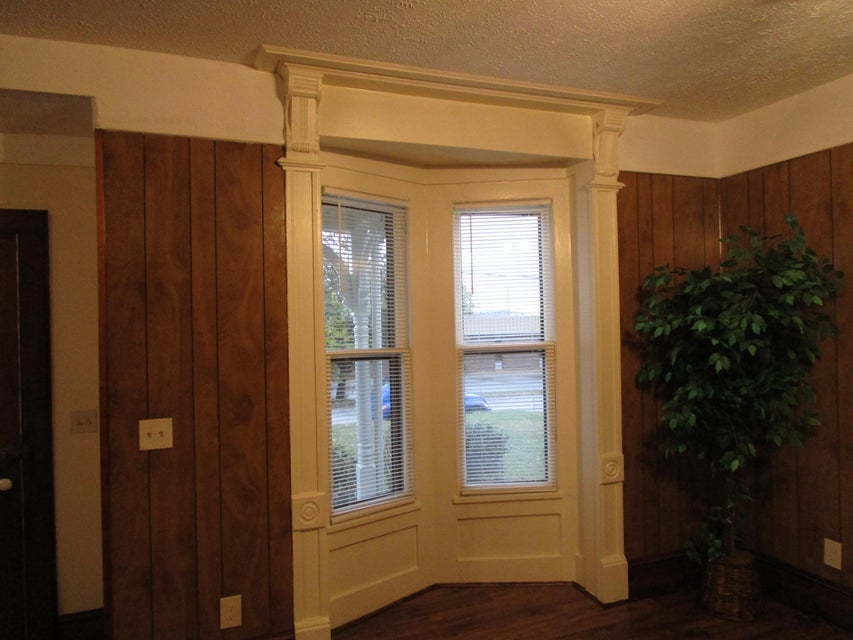 Photo #9: 108 Walnut Street