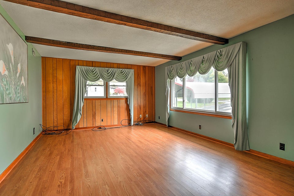 Photo #2: 601 Bell Ridge Road