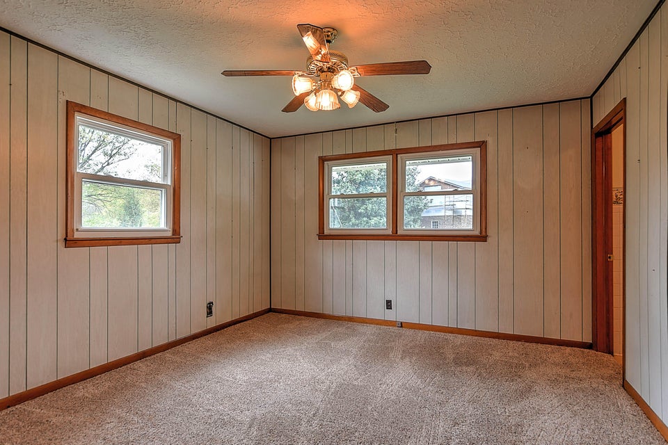 Photo #15: 601 Bell Ridge Road