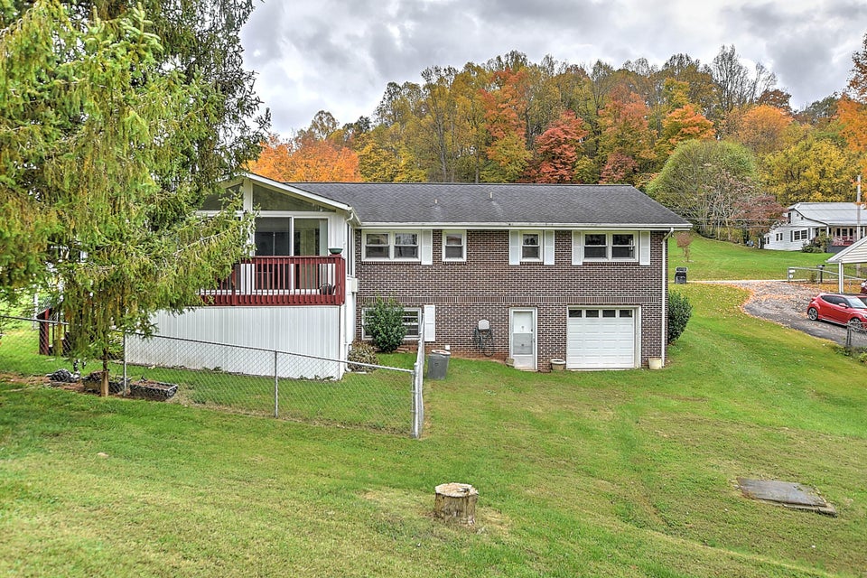 Photo #27: 601 Bell Ridge Road