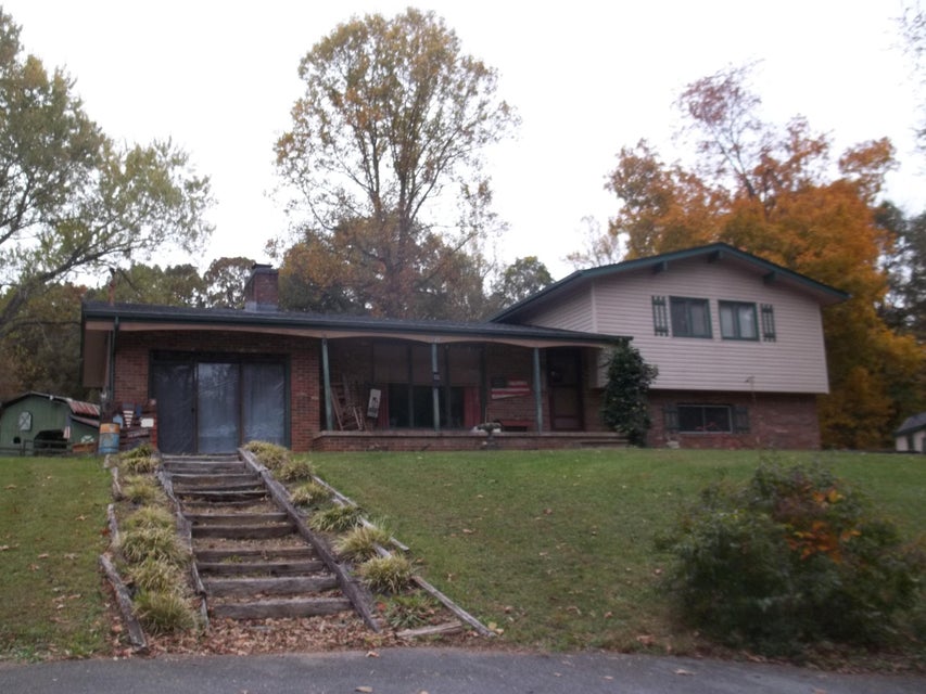 Photo #2: 520 Ivy Lane
