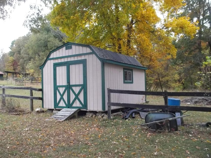 Photo #7: 520 Ivy Lane