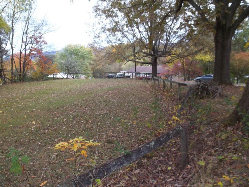 Photo #9: 520 Ivy Lane