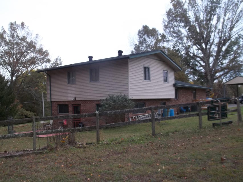 Photo #10: 520 Ivy Lane