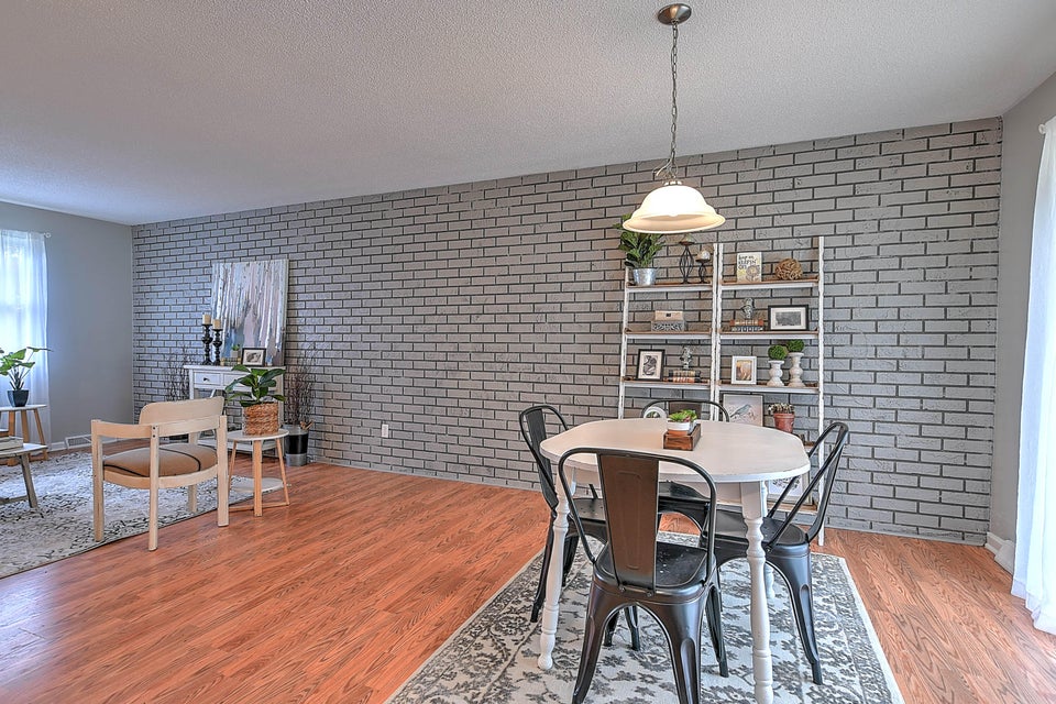Photo #10: 3020 Ridgemont Circle