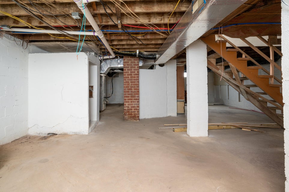 Photo #32: 1009 Yadkin Street