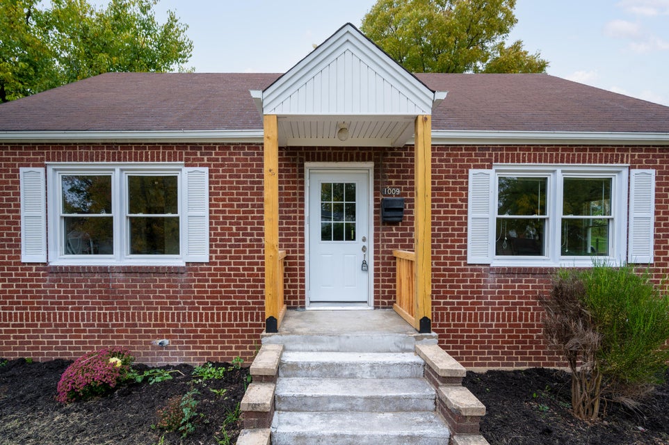Photo #40: 1009 Yadkin Street