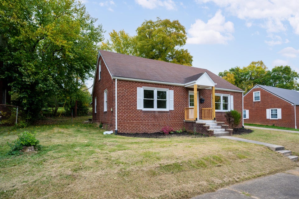 Photo #41: 1009 Yadkin Street