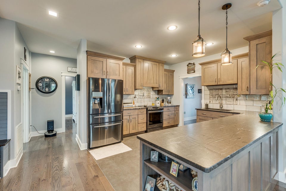 Photo #16: 133 Lakeview Estates Drive