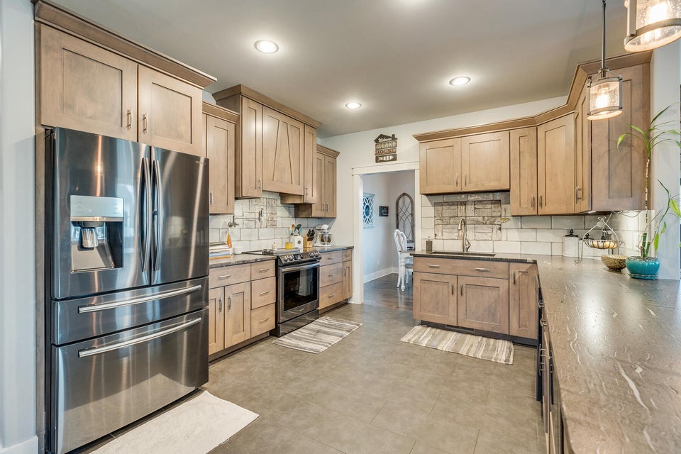 Photo #17: 133 Lakeview Estates Drive