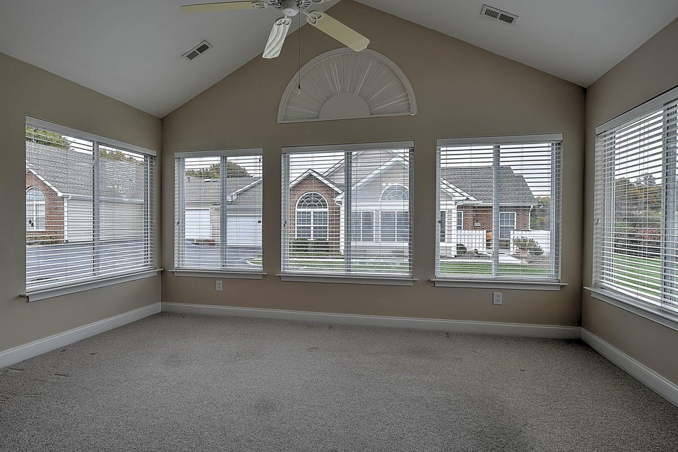 Photo #10: 230 Avonlea Place