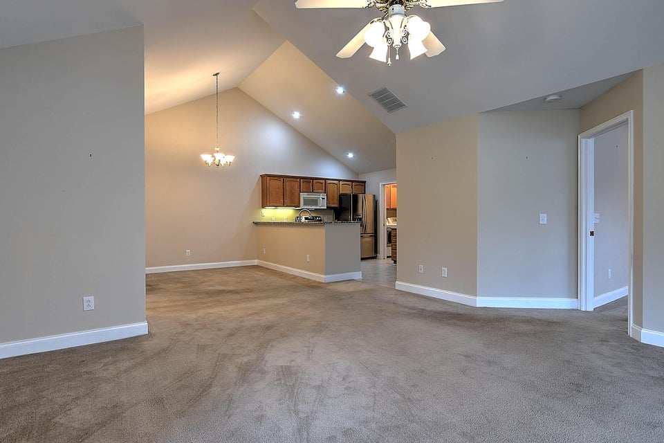Photo #11: 230 Avonlea Place