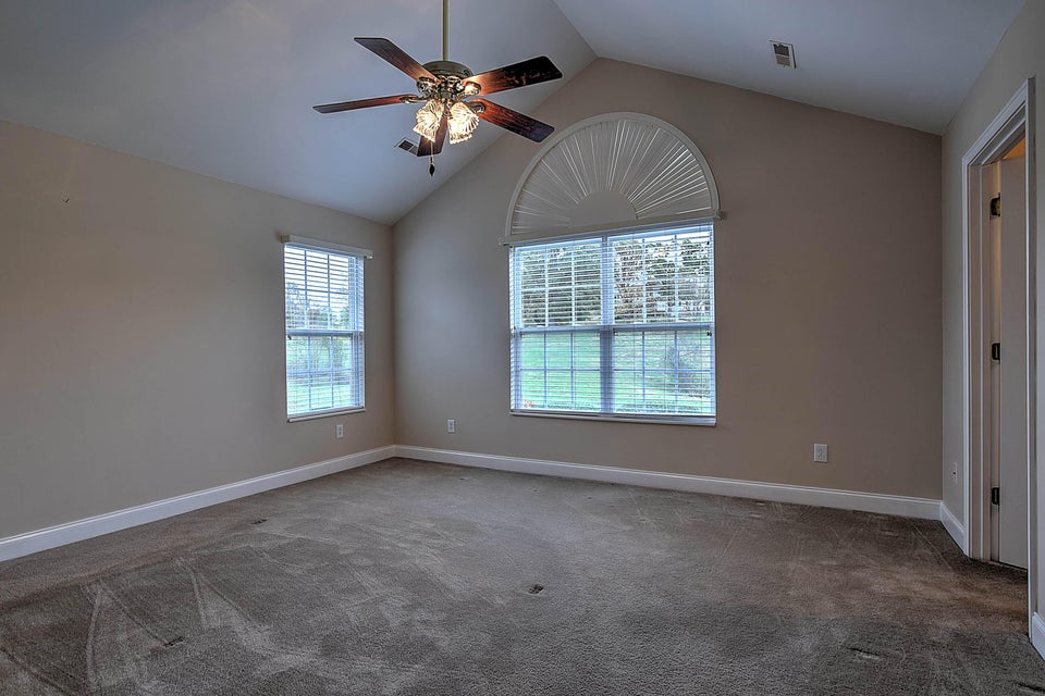 Photo #20: 230 Avonlea Place