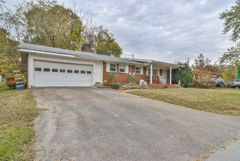 Photo #2: 106 Nelson Drive