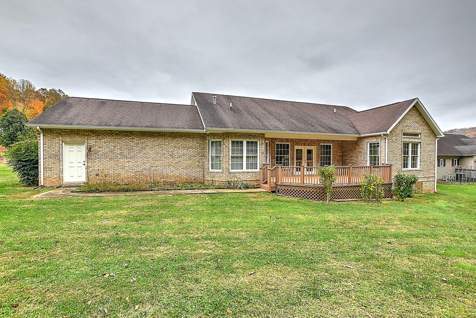 Photo #34: 1020 Quail Run Court