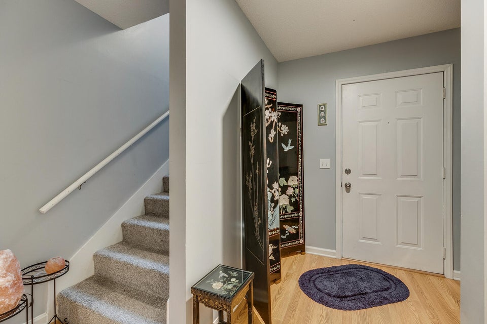 Photo #4: 217 Windridge Colony