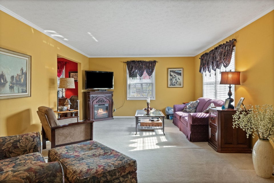 Photo #5: 305 Claymore Drive