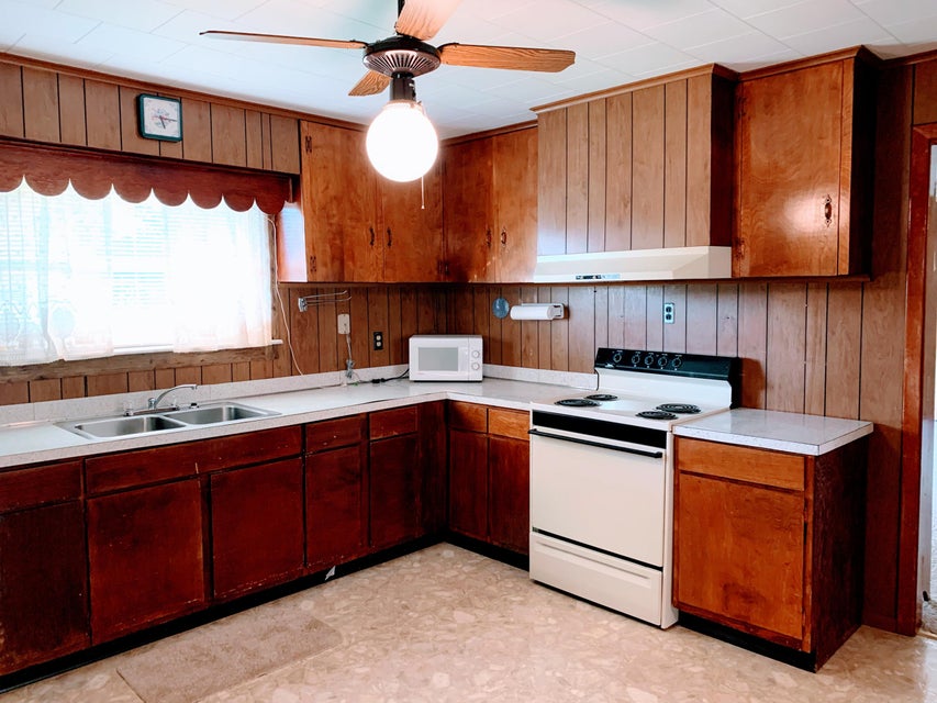 Photo #16: 5710 Kingsport Highway