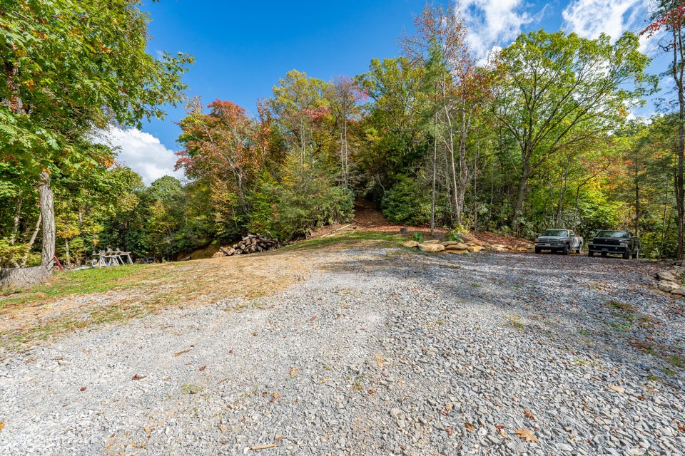 Photo #36: 321 Old Clarktown Road