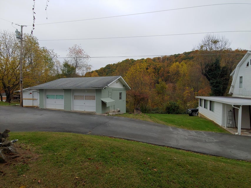 Photo #3: 155 Little Avenue