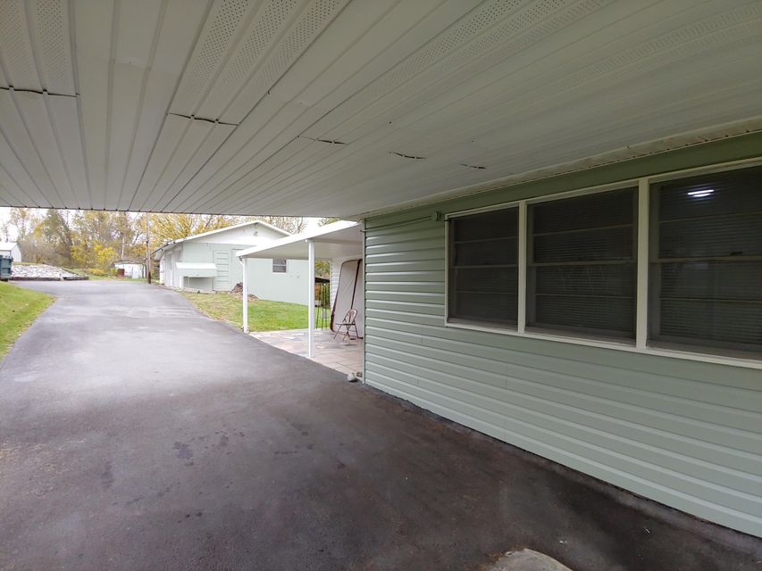 Photo #7: 155 Little Avenue