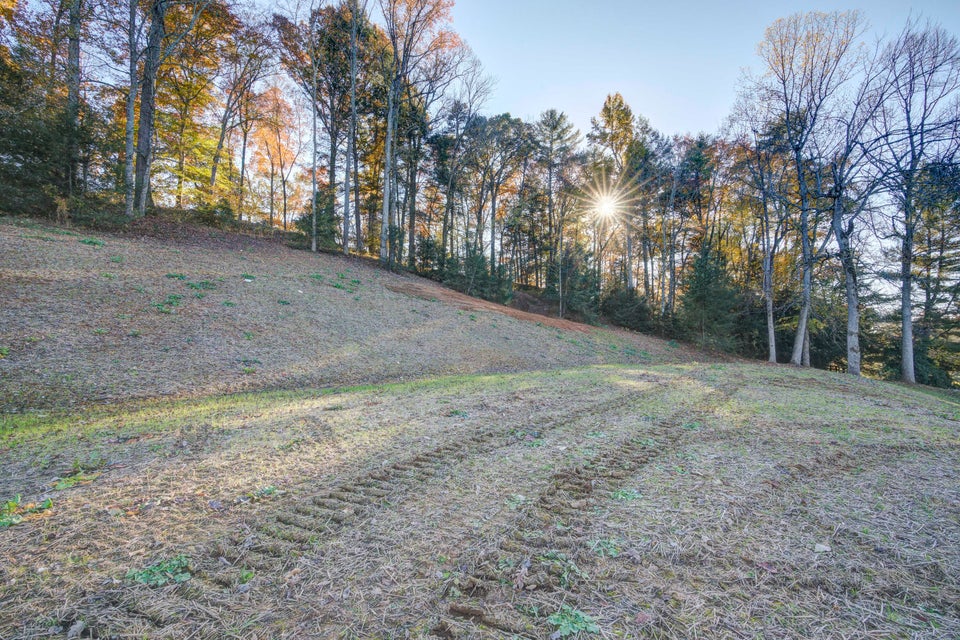 Photo #13: 4953 Weaver Pike Pike