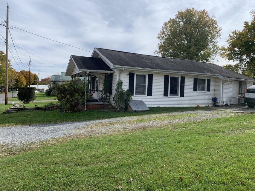Photo #3: 1211 Meadowview Avenue