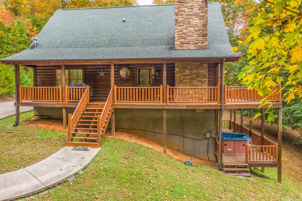 Photo #3: 121 Timber Ridge Road