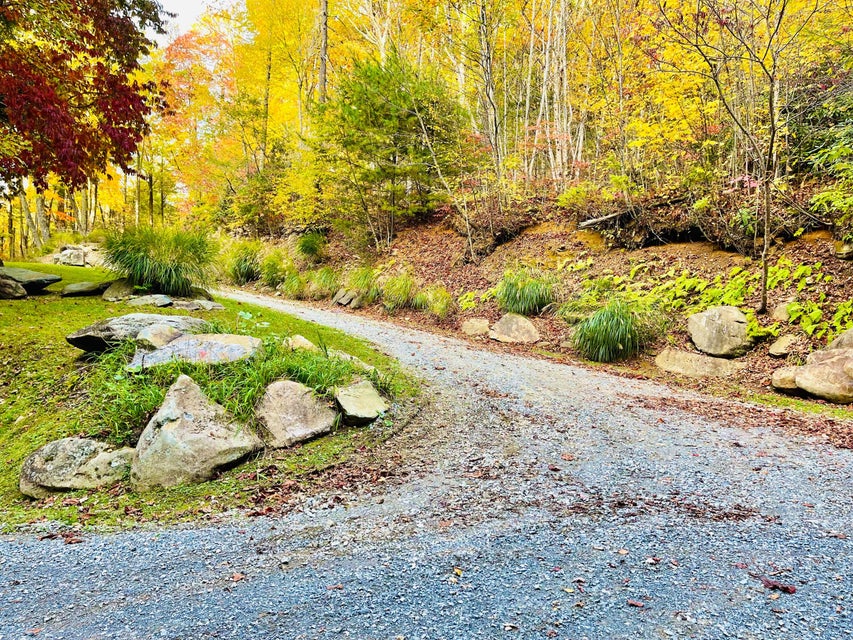 Photo #4: 321 Old Clarktown Road