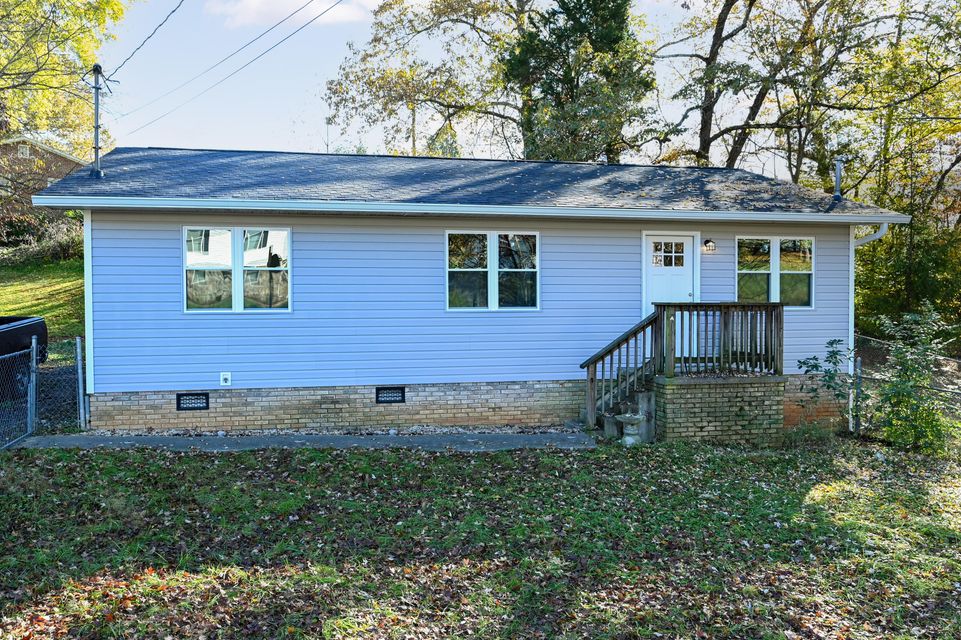 Photo #2: 337 Hemlock Street