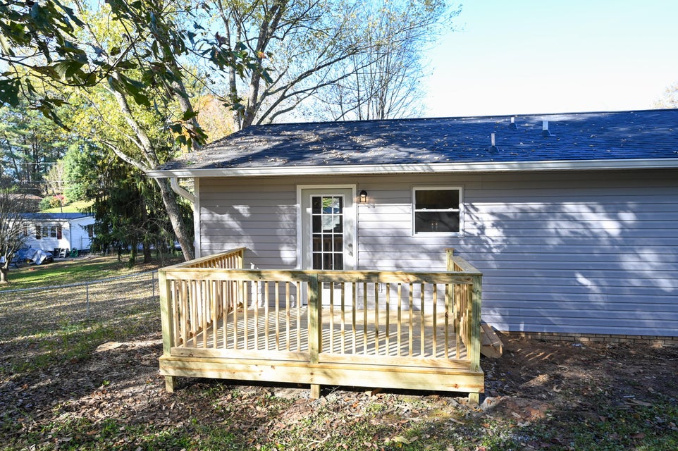 Photo #26: 337 Hemlock Street