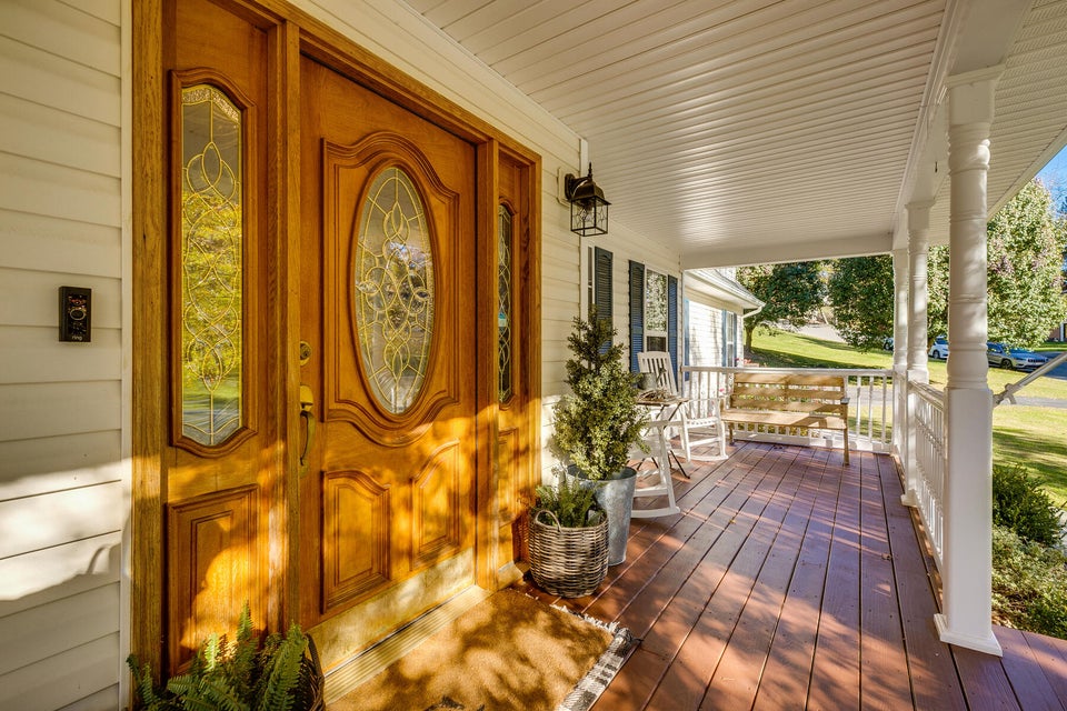 Photo #6: 115 Oak Forest Drive