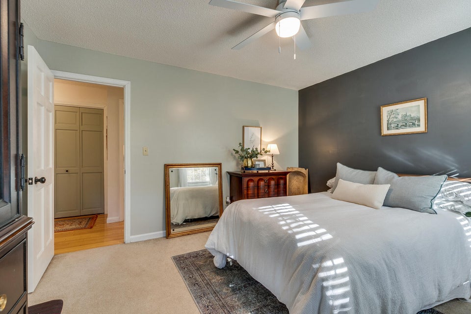 Photo #28: 115 Oak Forest Drive