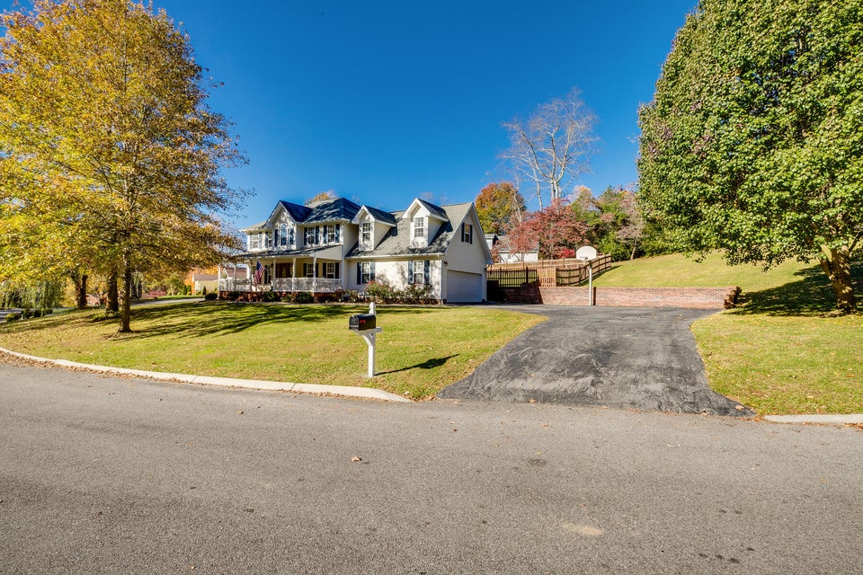 Photo #47: 115 Oak Forest Drive