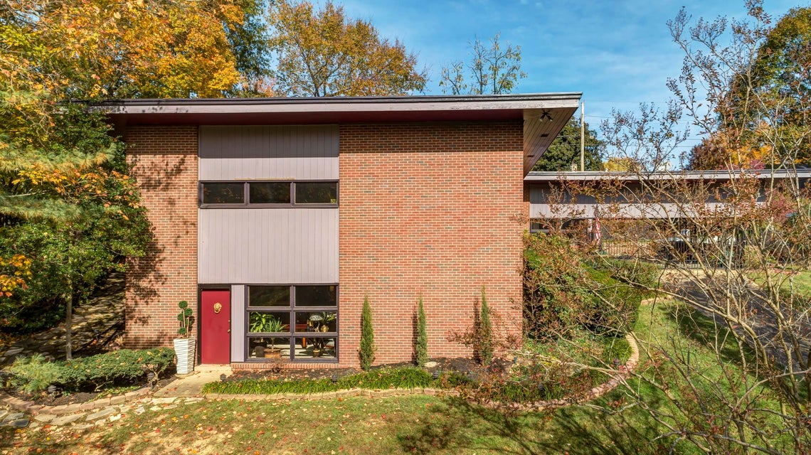 Photo #36: 1416 Crescent Drive