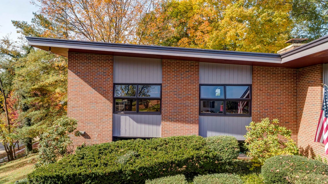 Photo #38: 1416 Crescent Drive