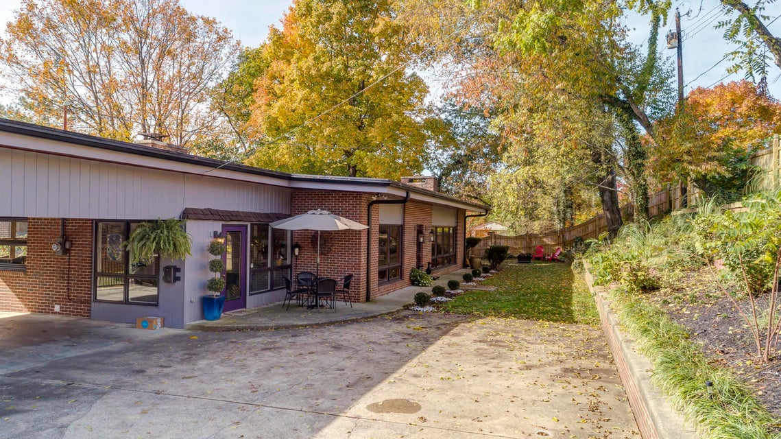 Photo #40: 1416 Crescent Drive