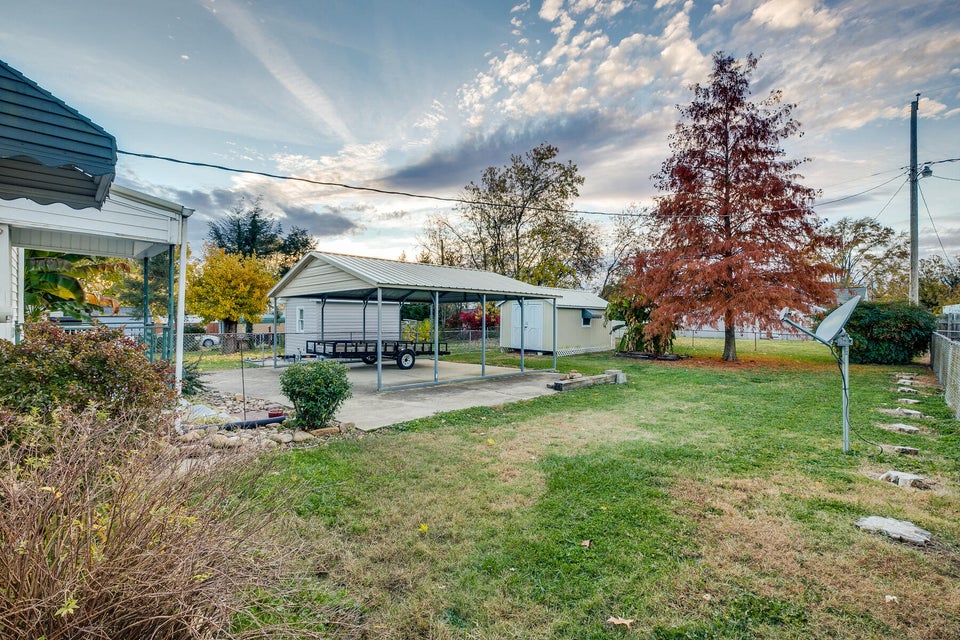 Photo #33: 1640 Jefferson Avenue