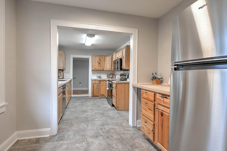 Photo #7: 1216 Kentucky Avenue