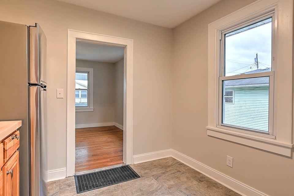 Photo #9: 1216 Kentucky Avenue